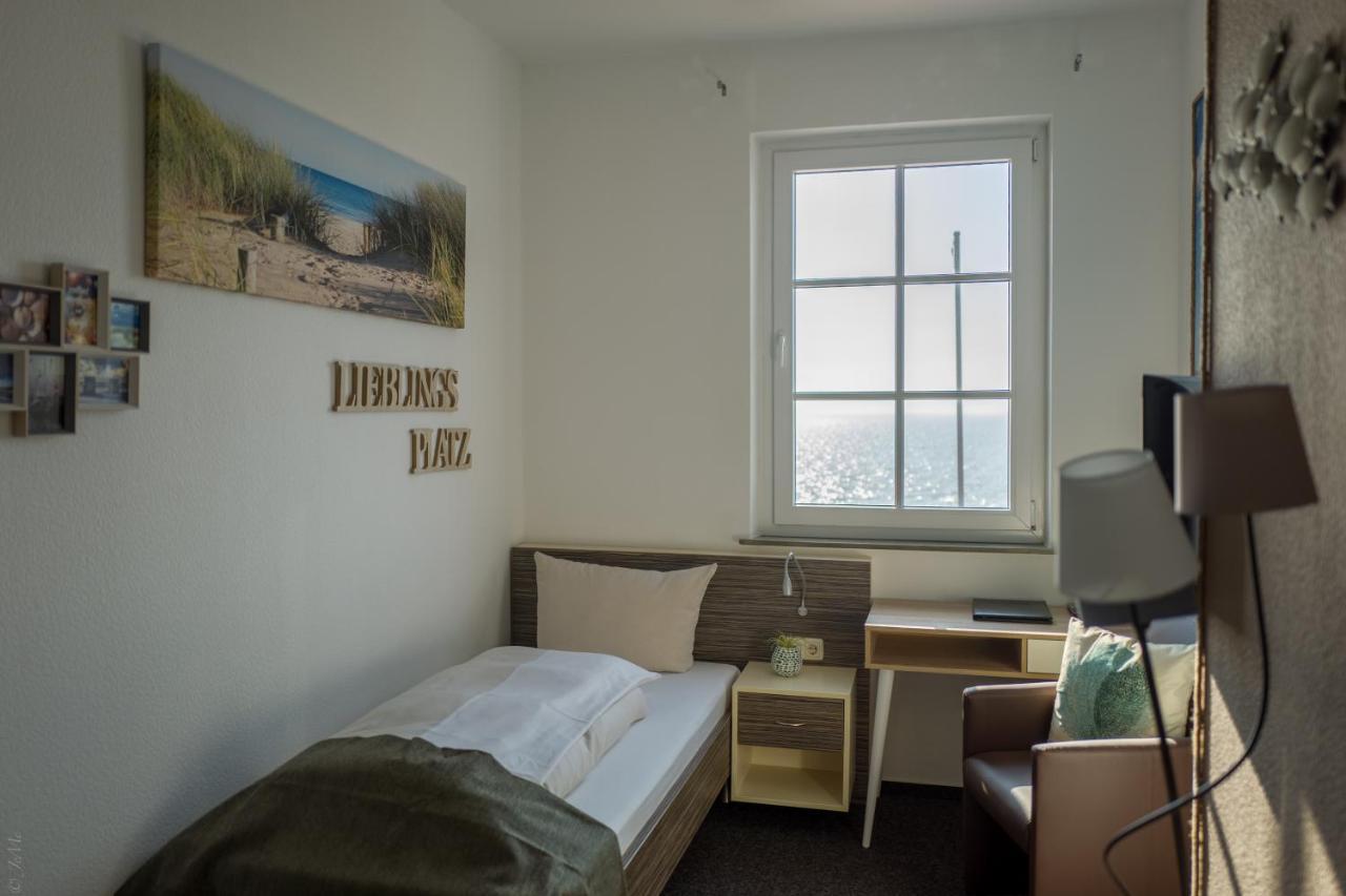 Akzent Strandhotels Seestern, Delphin & Lachs Wilhelmshaven Exterior photo