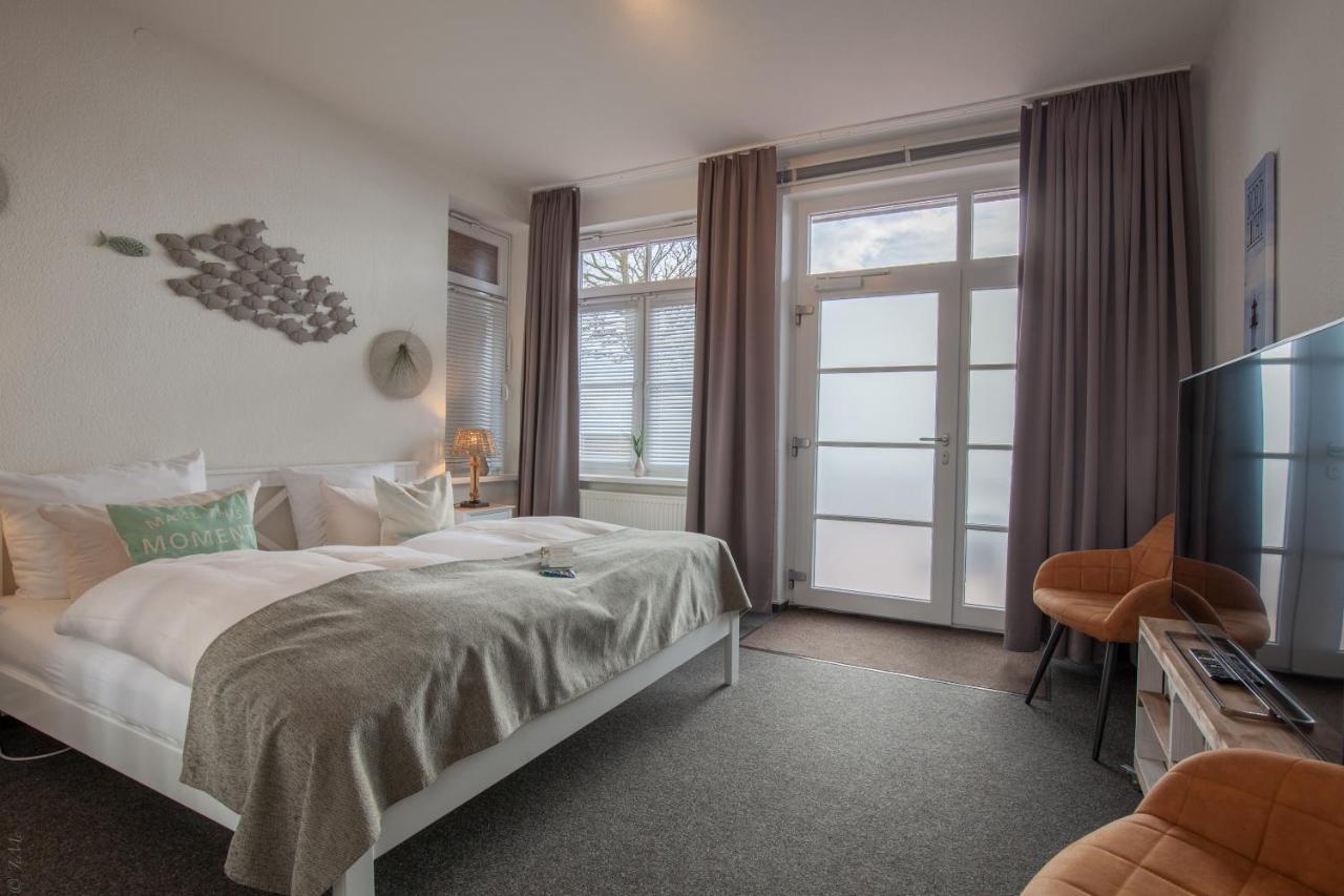 Akzent Strandhotels Seestern, Delphin & Lachs Wilhelmshaven Exterior photo