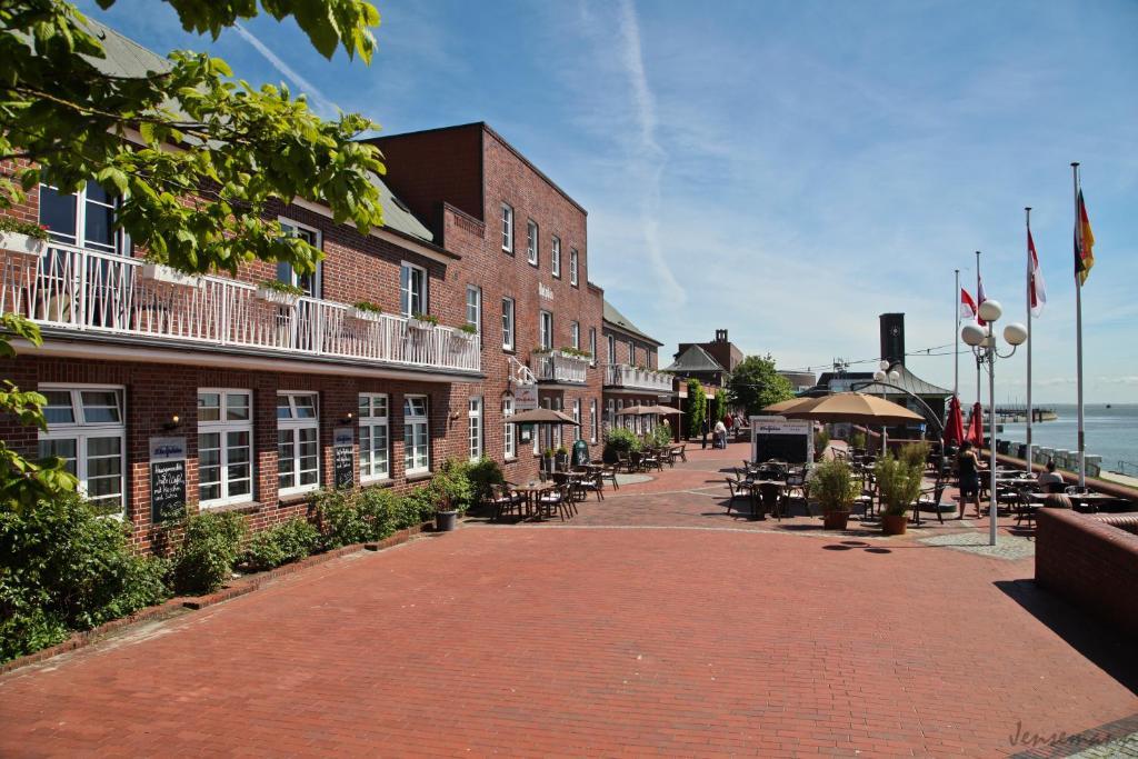 Akzent Strandhotels Seestern, Delphin & Lachs Wilhelmshaven Exterior photo